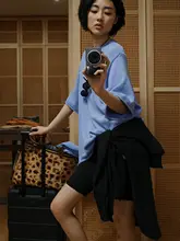 感のあるブルーのラウンドネック短袖ニットトップス【夏用・ゆったり・女性用】