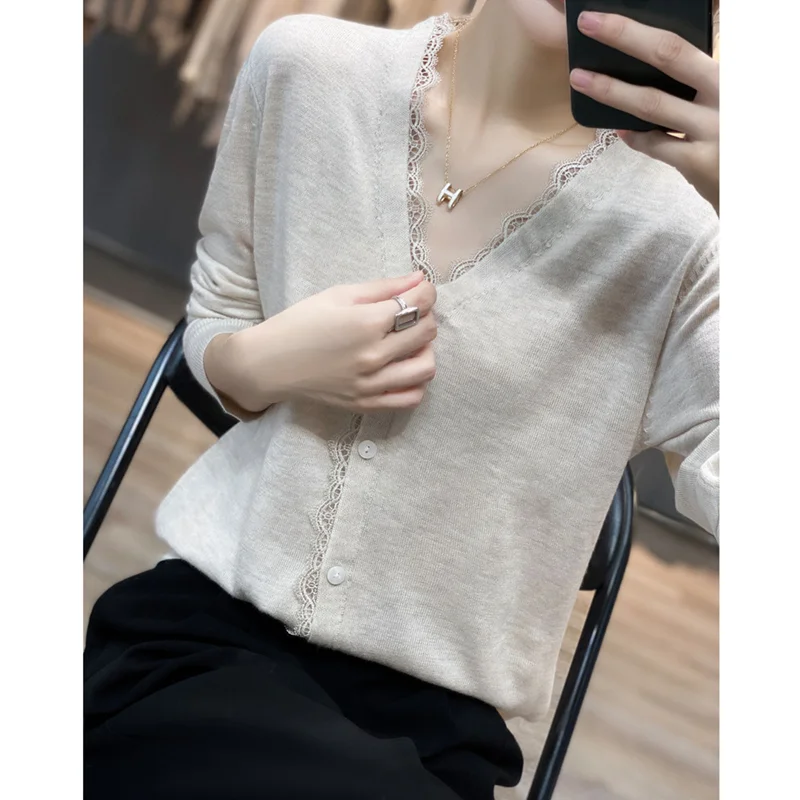 フィット Vネック透かし編み長袖カーディガン【軽量・レディース】（セットアップ対応）