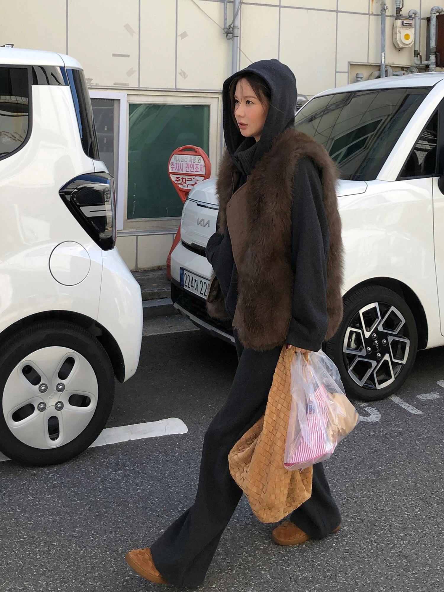 ルーズフィットの羊毛混紡フリースカーディガン＆パンツセット：冬期の暖かさとスタイルのバランスを実現