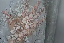 高級レース素材【コントラストのあるデザイン・刺繍付き】