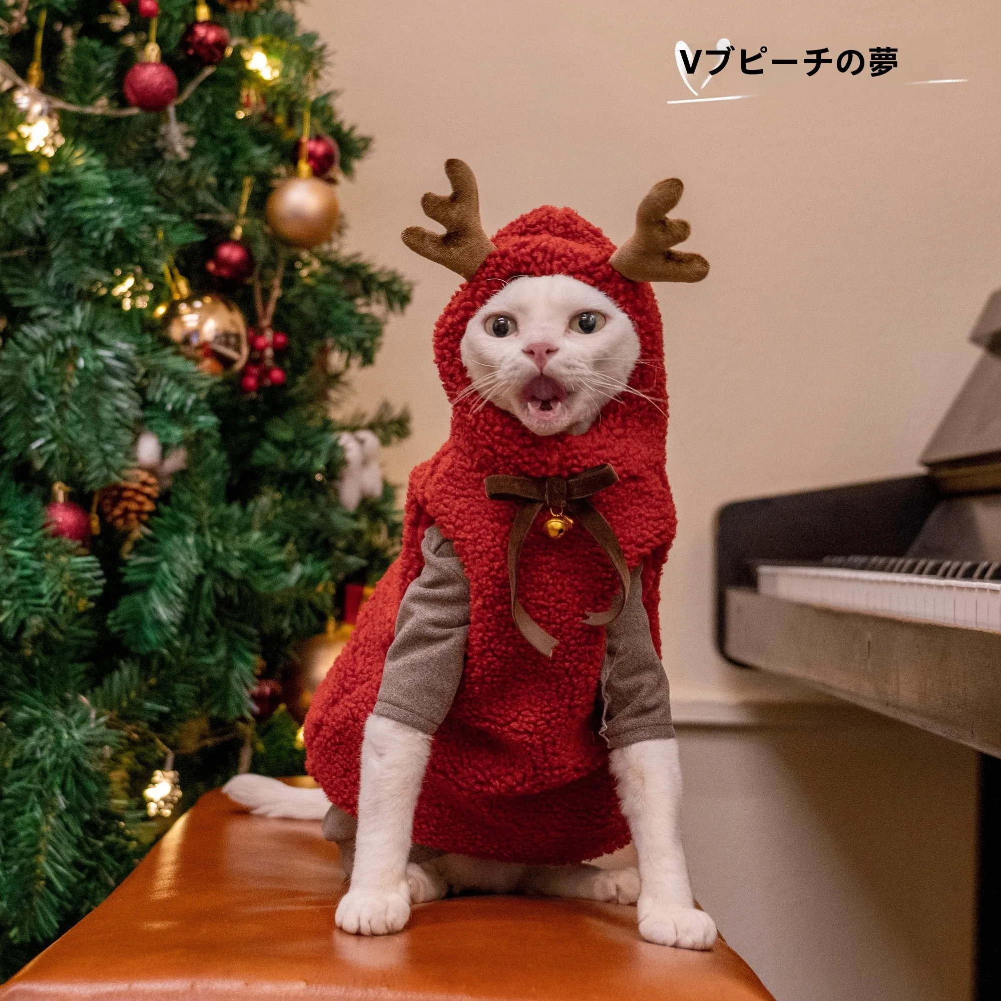 一人暮らしに適した猫の冬用あったかベスト【加厚保温・鹿デザイン】