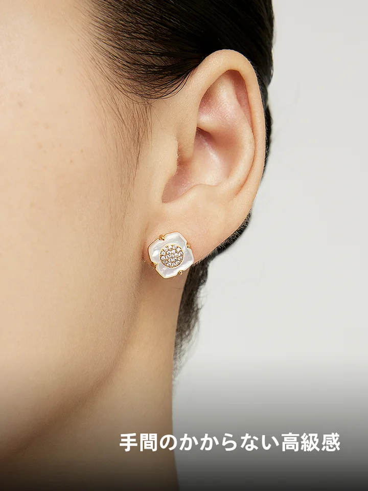 高級感漂う四葉クローバーイヤリング【オリジナルデザイン・個性派・コーディネートしやすい】