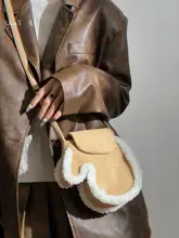極上の柔らかさ！ミニショルダーバッグ【ふわふわ手袋付き・秋冬用・斜めがけ】