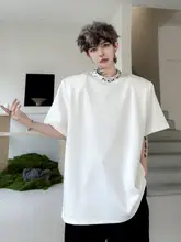 デザイン性の高い小さな襟のパッド付き短袖Tシャツ【男性用・夏用・ラグジュアリー感】
