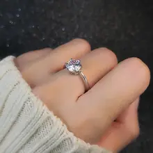六爪デザインの仿真ダイヤモンドリング【結婚・プロポーズ用・シンプルで個性的】