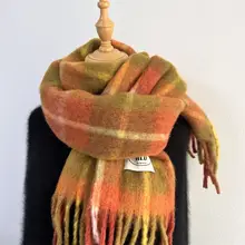 冬用 極上の柔らかさ 紫色のフリンジスカーフ【可愛いデザイン・保温効果・ウール混紡】