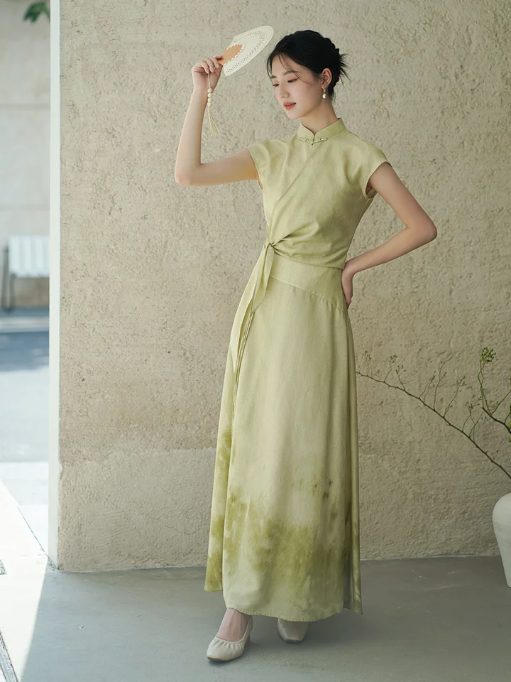 新中式デザインのサマーブラウス【ラップスタイル・フィット感抜群・煙煴プリント】（セットアップ対応）