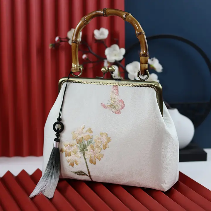 中国風ダブルサイド刺繍バッグ【蝶恋花・手作り・竹節タッセル・贈り物に最適】