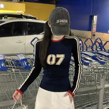 秋季向けカラーブロックデザインのタイトフィット長袖Tシャツ【コットン・デジタルプリント】