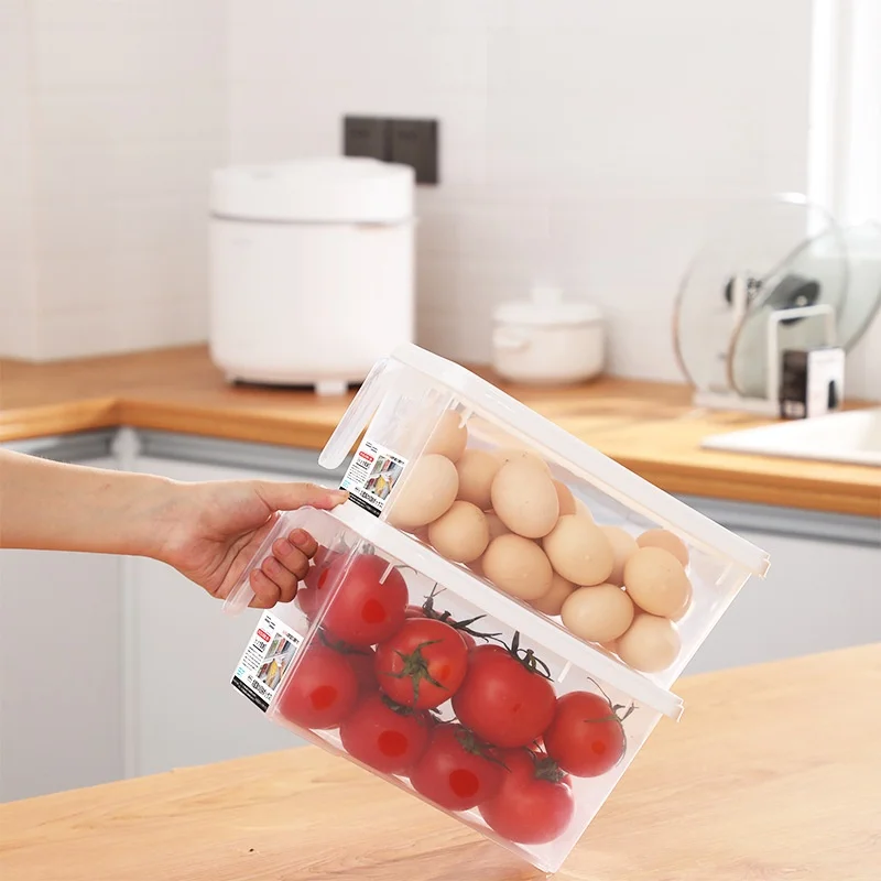食品ストック収納を整えるには、無印の収納ボックスが一番？
