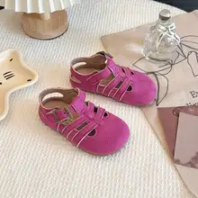 子供用中空ローマ サンダル2025 夏の新スタイル