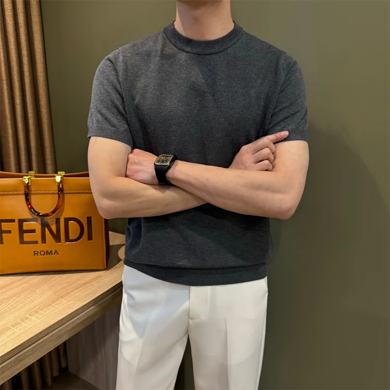 夏用クルーネック通気性の良いメンズニットTシャツ【シンプル・軽やかなデザイン・通勤向け】
