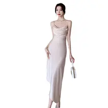 高級感あるブルーサテンキャミソールワンピース【不規則なバックデザイン・リゾートスタイル】