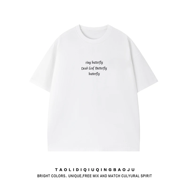 「tシャツの中に着る」スタイルが今、なぜ注目されているのか？