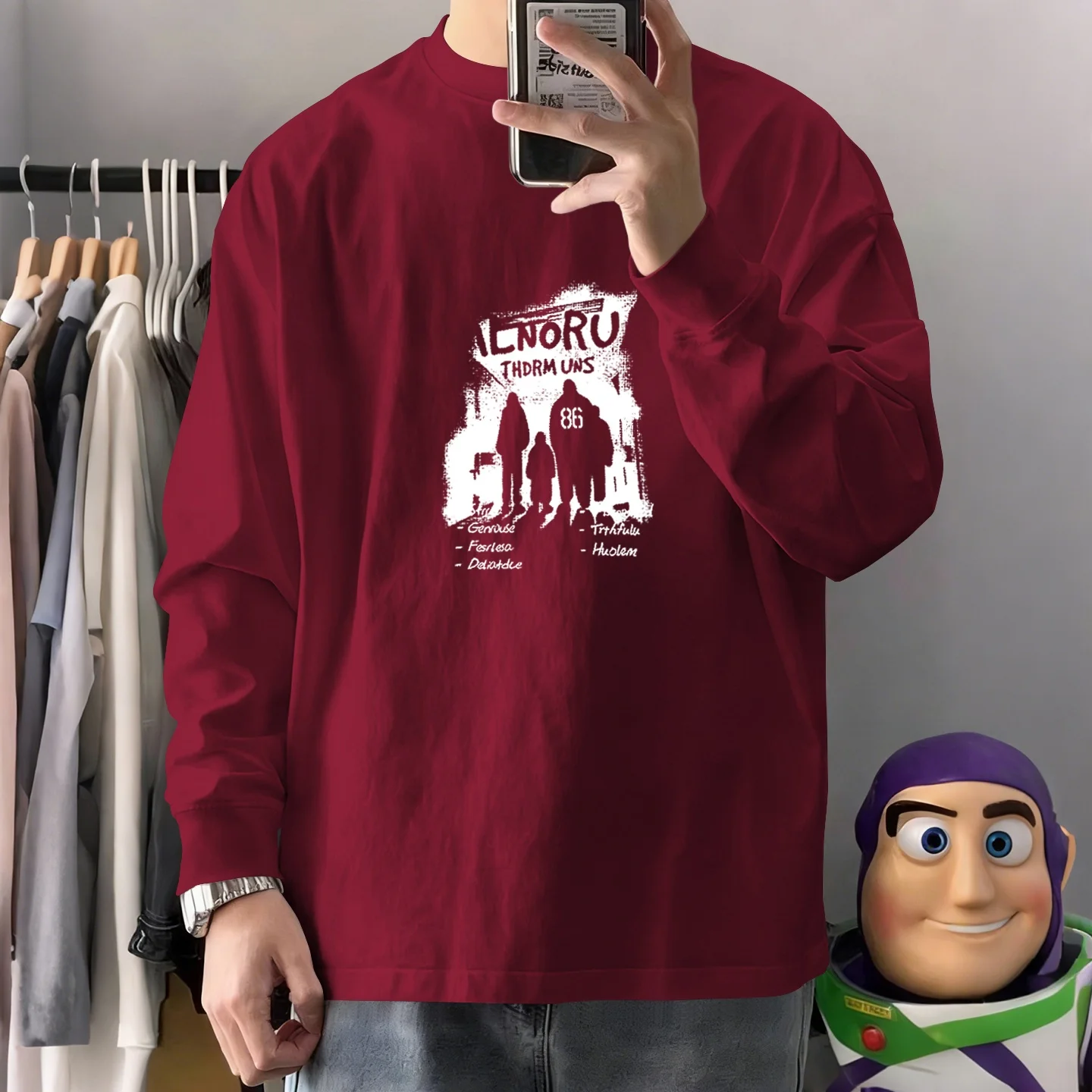 丈の長いTシャツを着こなすには？リアルな選び方と、毎日のスタイルに活かすコツ