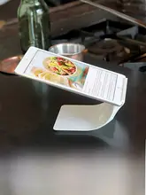 iPad対応の卓上・ベッドサイドスタンド【ポータブルデザイン】