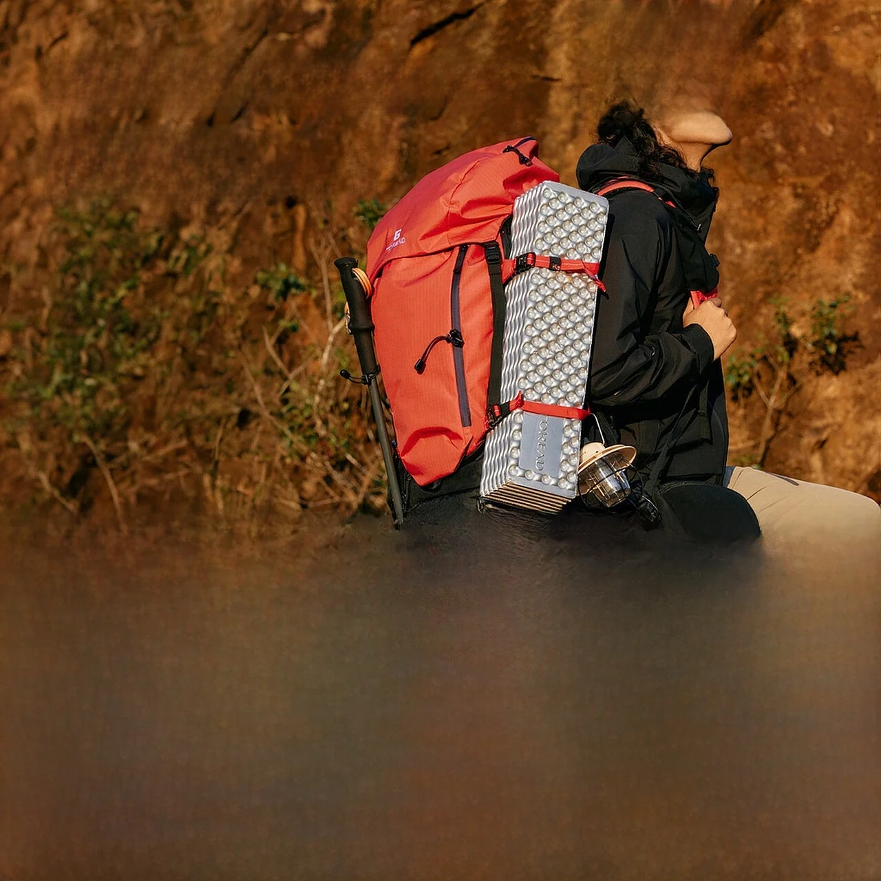 探路者 70L リュック：大容量防水通気設計がプロの登山  者に選ばれる理由