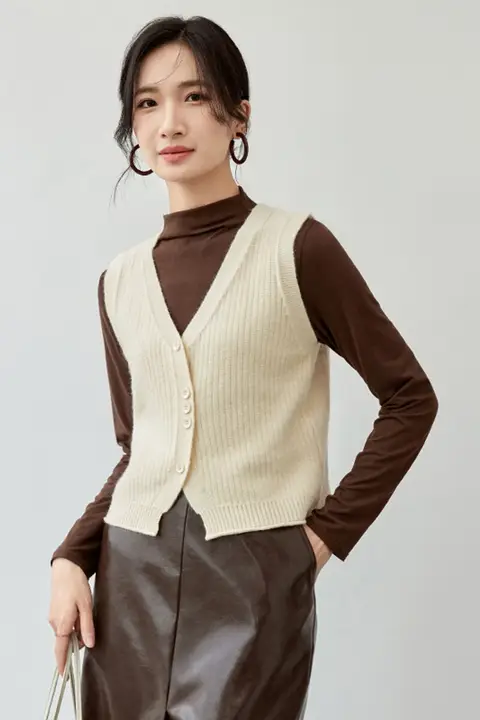 抗起球素材のニットベスト【Vネック・短丈・重ね着対応】