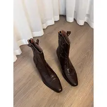 水洗牛皮製 女性用 ヴィンテージスタイルのショートブーツ【太ヒール・先細デザイン】