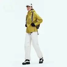 女性用アウトドアソフトシェルジャケット【防風・裏起毛・保温】