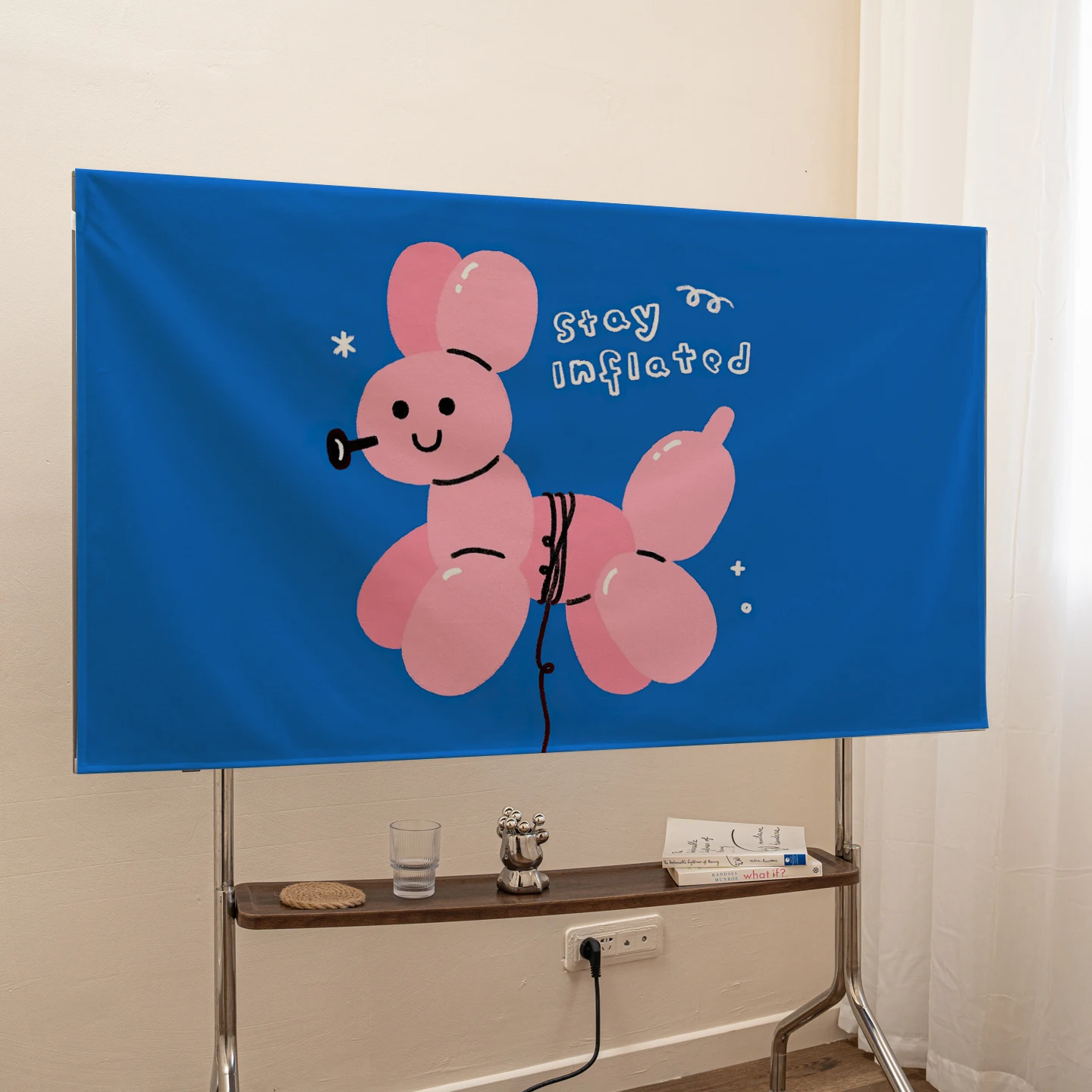 テレビ視聴を充実させるための「見た目と機 能の両立」は、テレビカバーで決まる？