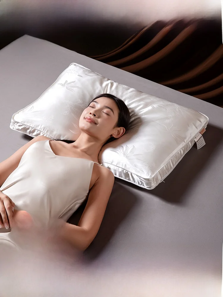 枕の上下が睡眠の質を変える？その正解はどこにあるのか？