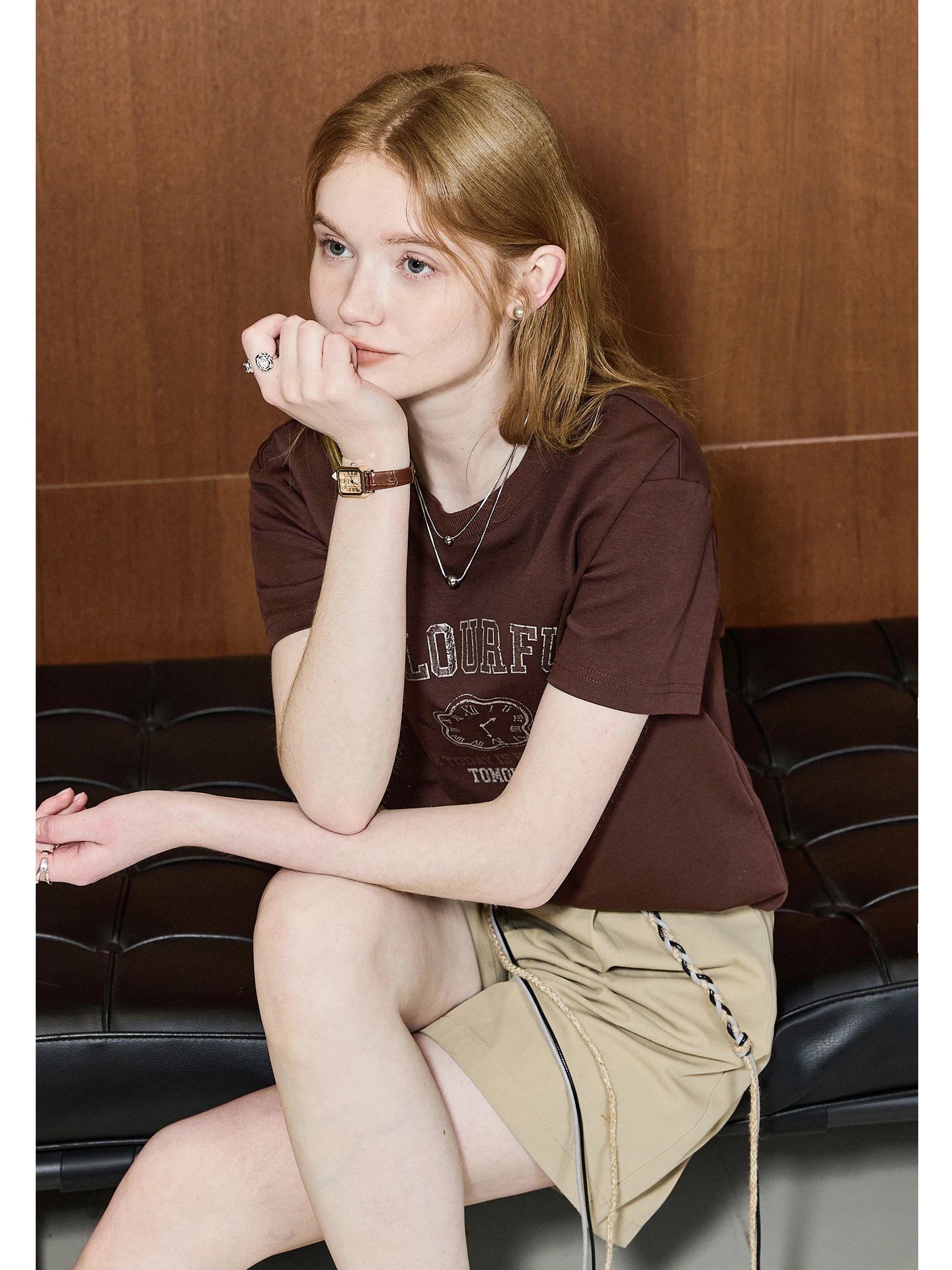 人気のモード系Tシャツとは？アメリカンビンテージのモカレッドTシャツが教えてくれるリアルな選び方