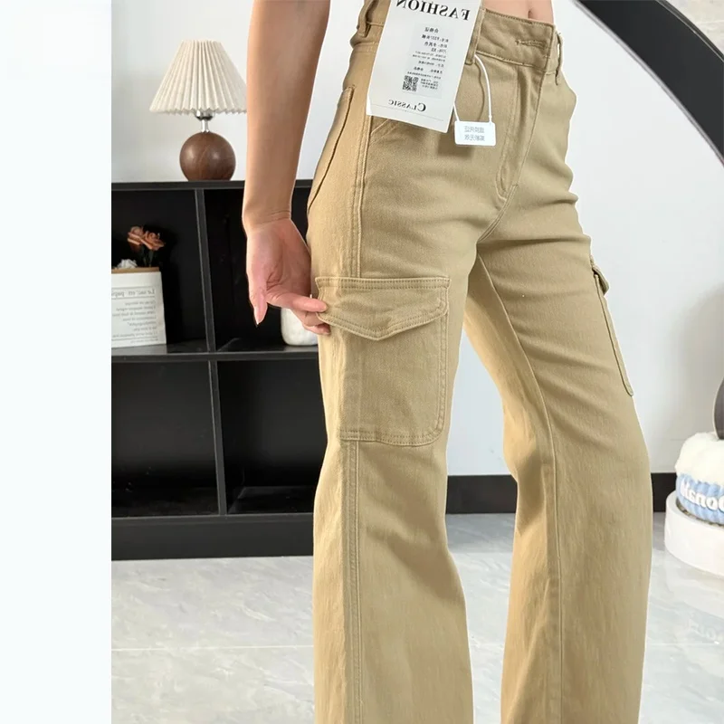 紺パンツ着こなしのコツは？カーキや茶色と比べて、なぜこのデニムパンツがおすすめなのか？