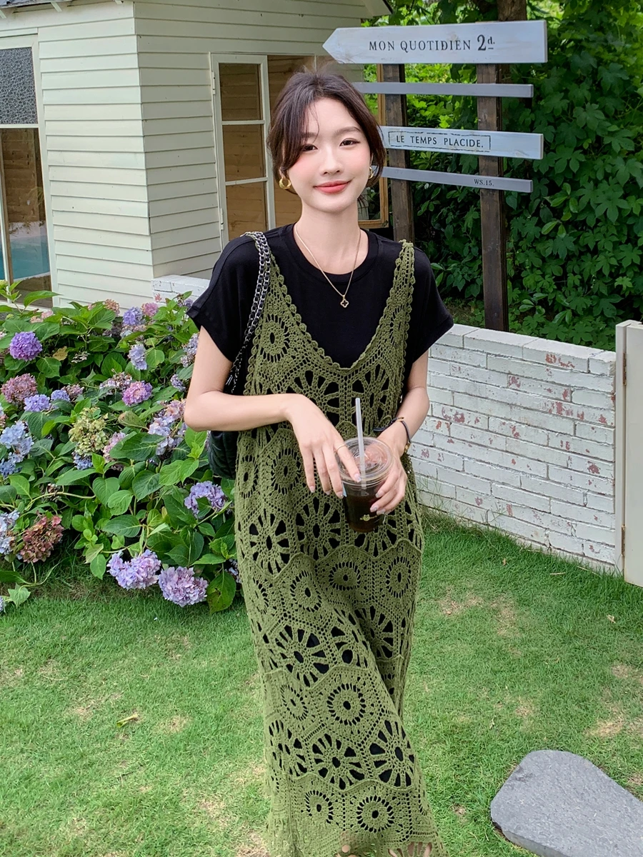ハーネス服は本当に必要？夏のカジュアルスタイルに合うアイテムとは？