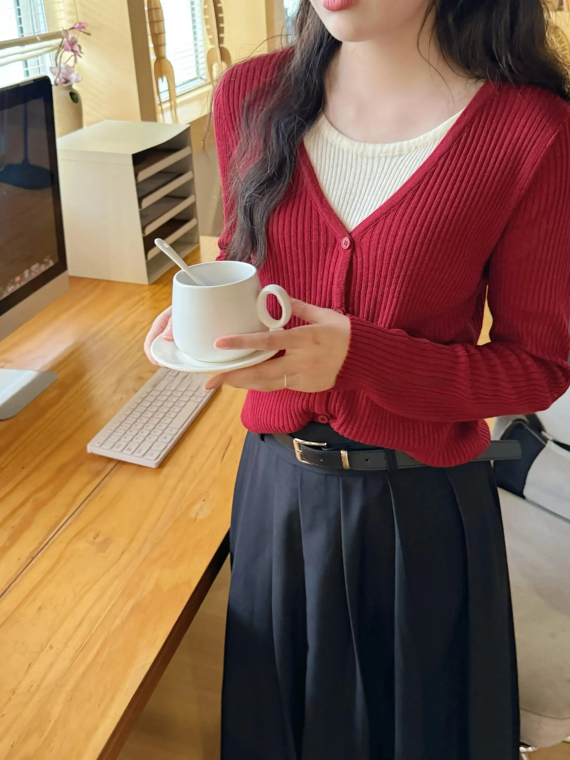 マーメイドスカート コーデ 完全ガイド｜シンプルさが勝る日常スタイル