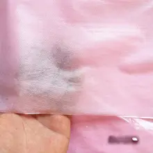 使い捨て防水シート【美容院用・医療用・無織布・マッサージ用・穴あきデザイン】