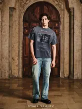 ヴィンテージ風水洗いTシャツ【白墨・霧がかったブルー】