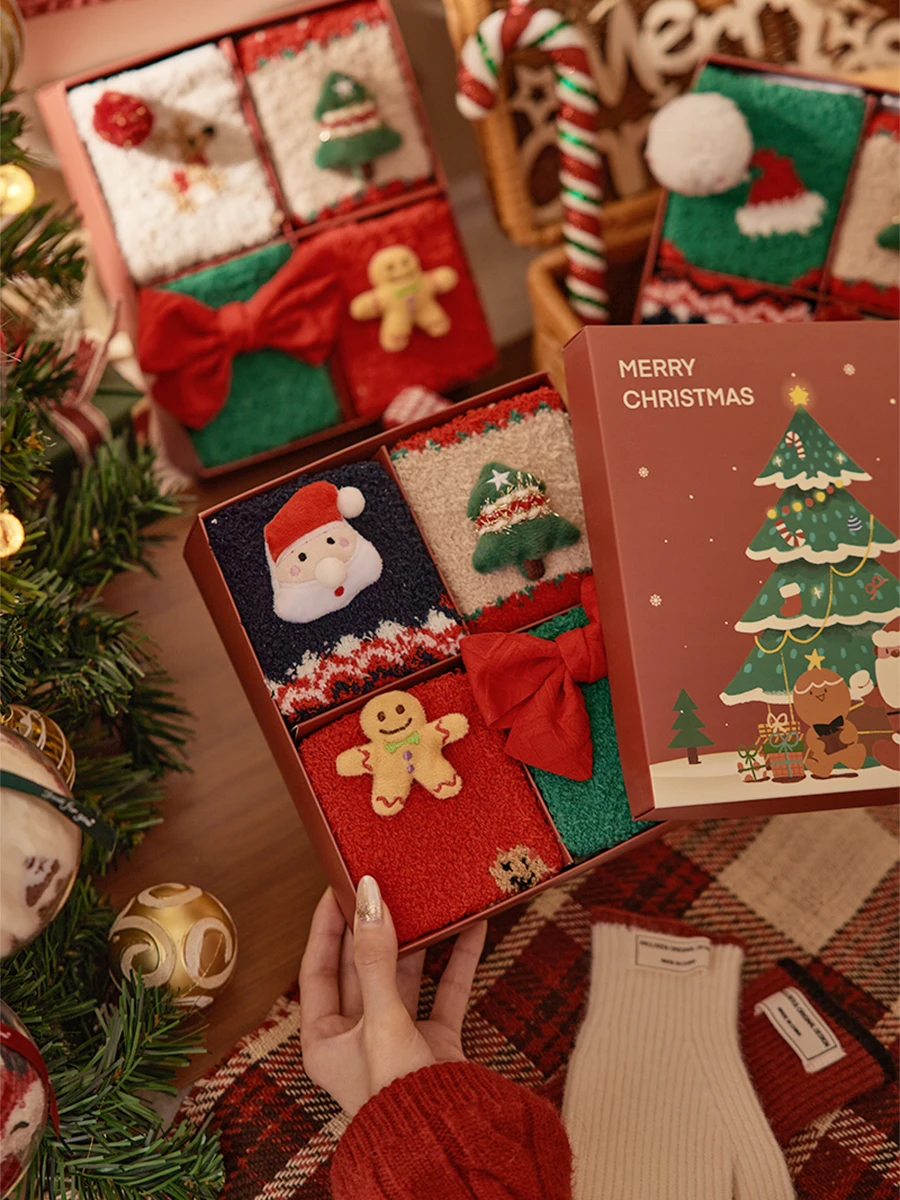 クリスマスプレゼントにどんなソックスがおすすめ？カップルで楽しめる冬のアイテムとは