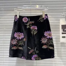 カラフルな刺繍フラワーシルクベルベットミニスカート【冬用・フレンチスタイル・女性用】（セットアップ対応）