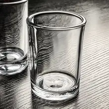 高級感のあるガラス製ビールカップ【クラシックデザイン・家庭用・小酒杯付き】