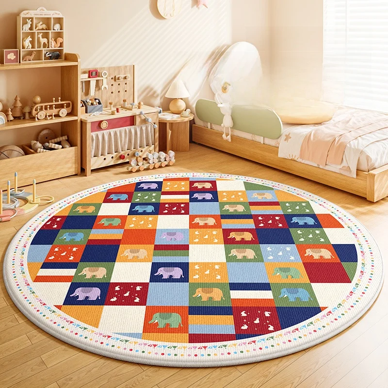子供部屋に最適な円形ラグ：防転倒・吸音性能とダイナミックデザインの実際
