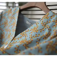 重厚感ある桑蚕絲製Vネックフラワープリントサマードレス【ウエストシェイプ・ティータイム用】