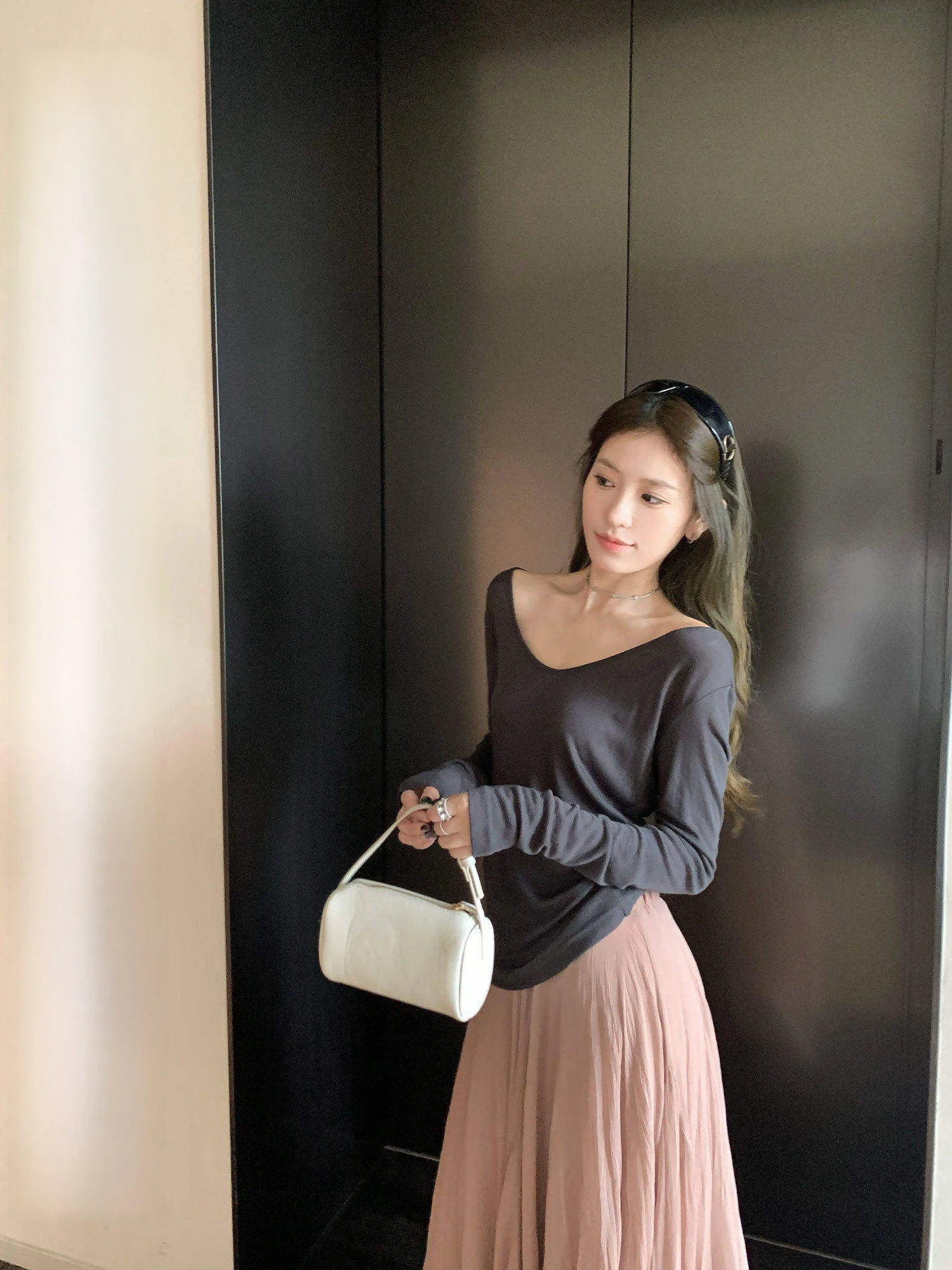 30代ママのきれいめファッションで通勤に不安を感じるとき、どうやって着こなす？