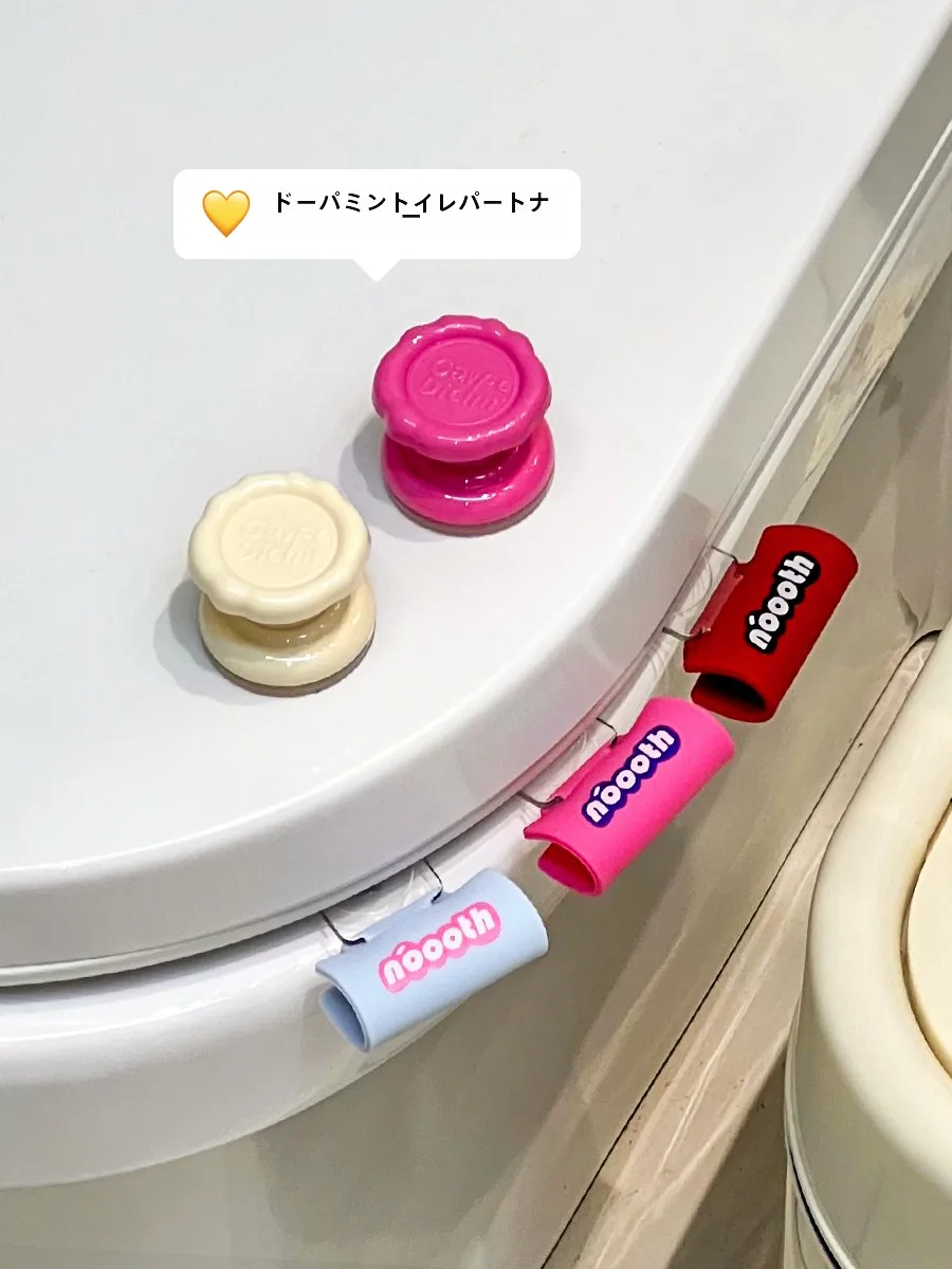 トイレのフタ持ち上げ器：サイドが汚れないデザインと実用性のバランス