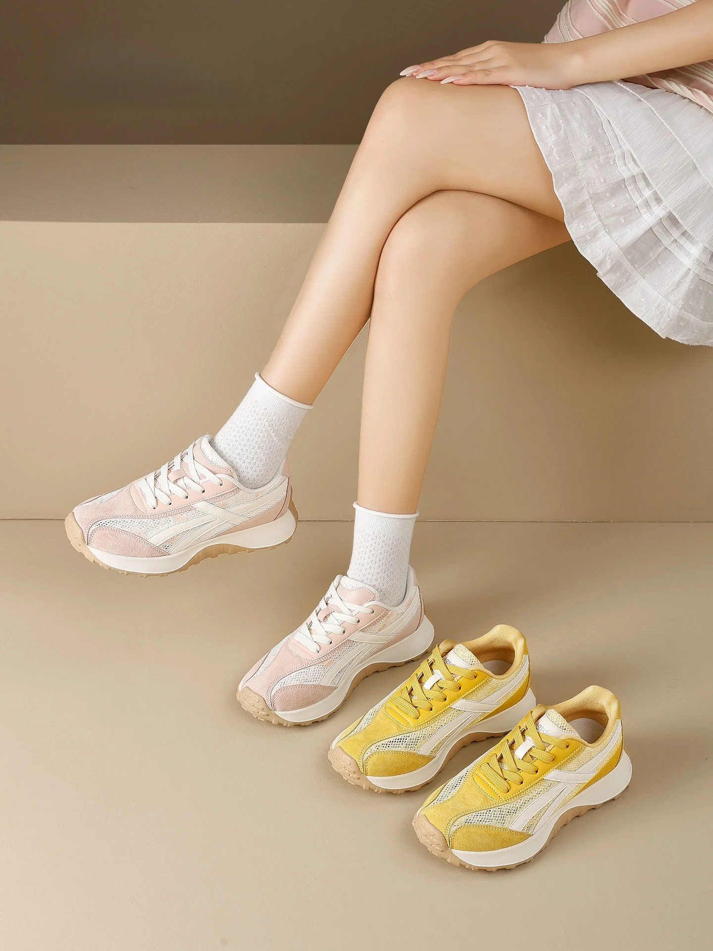 通気性に優れた厚底女性用スポーツシューズは、どんな場面で活躍するの？