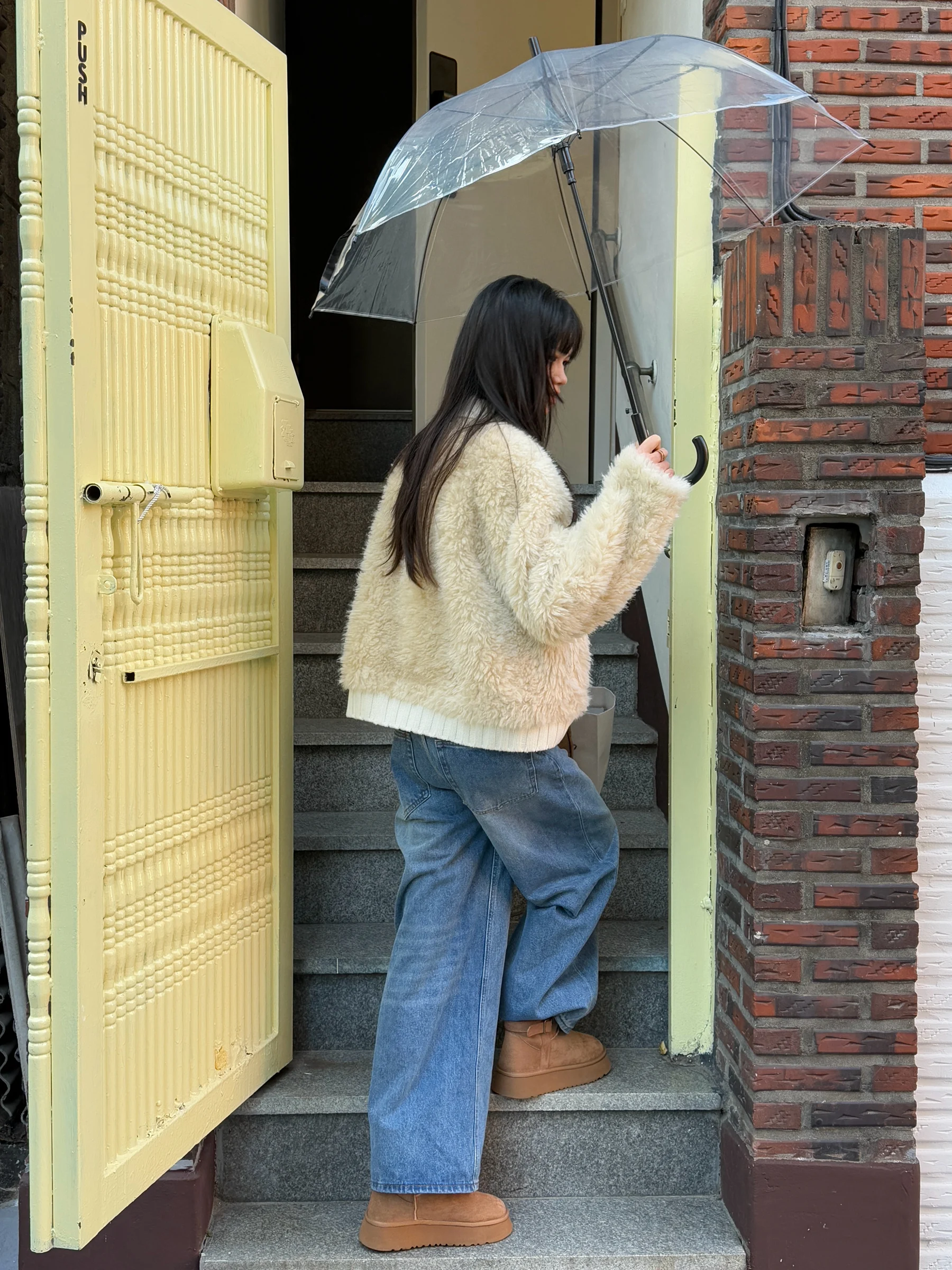 デニム風パンツ レディース：ELEVEN SLEEPの広がるデザインが実用性と着心地を両立