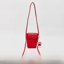 夏用シンプルデザインのフラップ携帯電話ポーチ【立体猫爪チャーム付き・ファッショナブル】