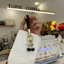 本革製 チェリーデザインの車用キーリング【高級感・真羊皮】
