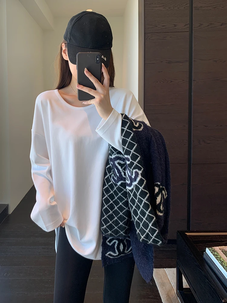大人可愛い服 50代コーデ 完全ガイド｜質感と色のバランスで失敗しない着こなし