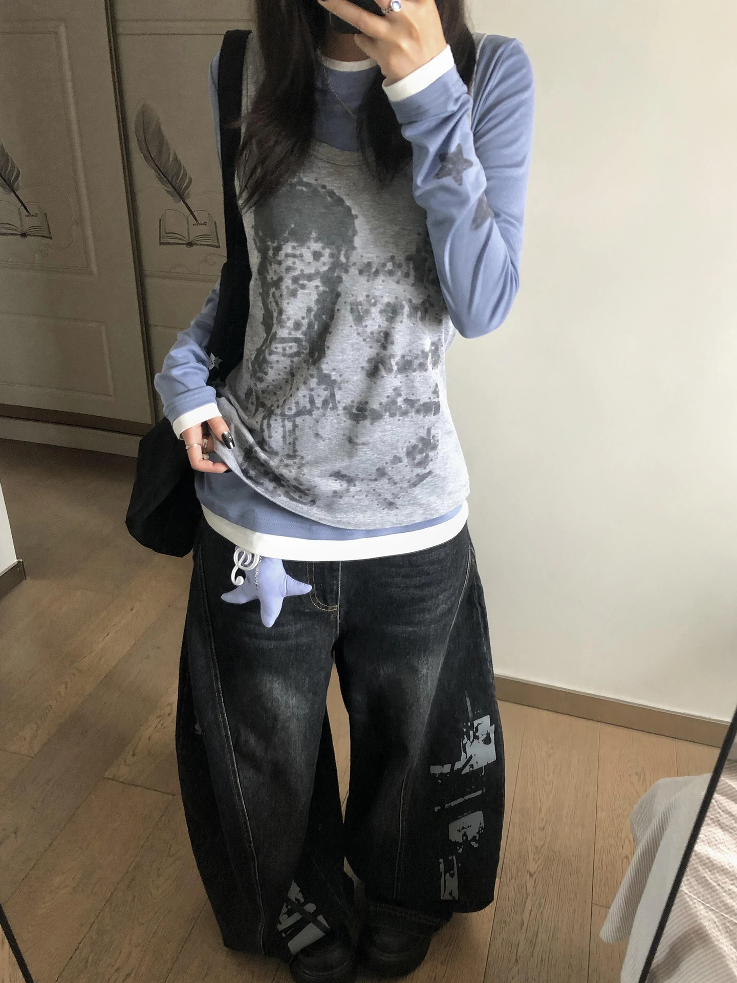 Y2K風 長袖Tシャツ【星柄・フィットデザイン・重ね着対応】（セットアップ対応）