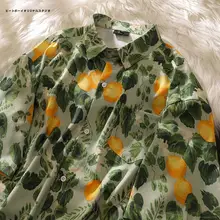 リゾート風フルーツオレンジプリントの短袖シャツ【ユニセックス・ルーズフィット・夏用】