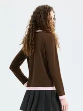 カラーコンビネーションのラウンドネック長袖Tシャツ【春季用・快適なフィット・女性用】（セットアップ対応）