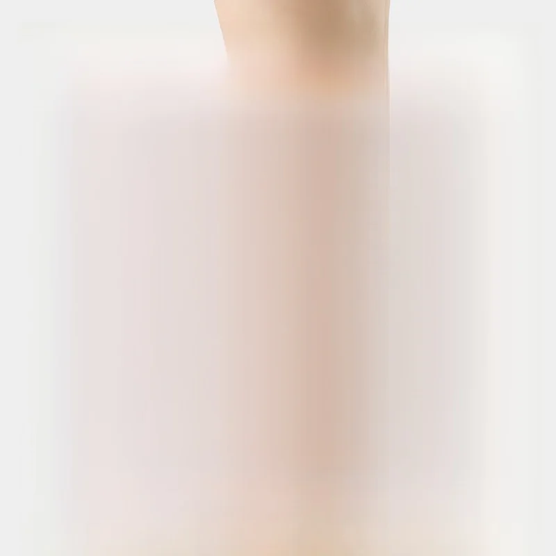 40代の「へそ出し」を自然に見せるには、どんなパンツが最適？