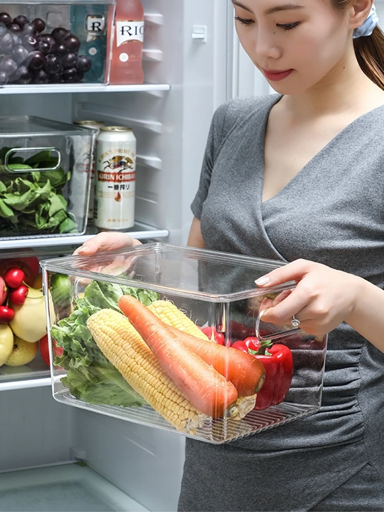 透明な冷凍保存容器：引き出し式で果物や肉類を効率的に収納
