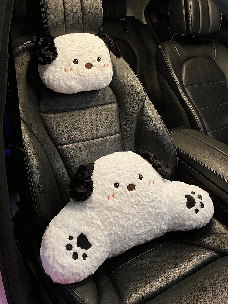 かわいいキャラクターの車用腰当てクッションセット：通勤シーンでの快適性と実用性を徹底検証